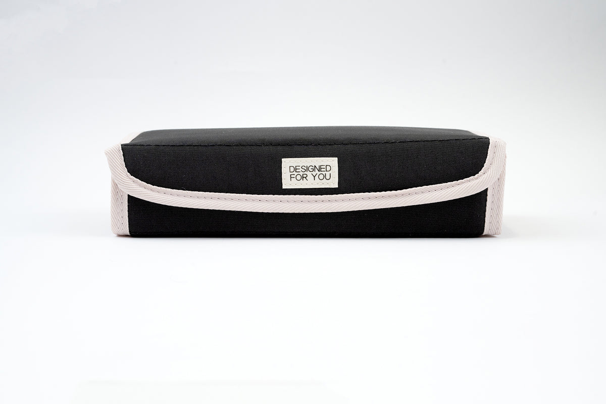 Magnetic Lock Pouch - Black