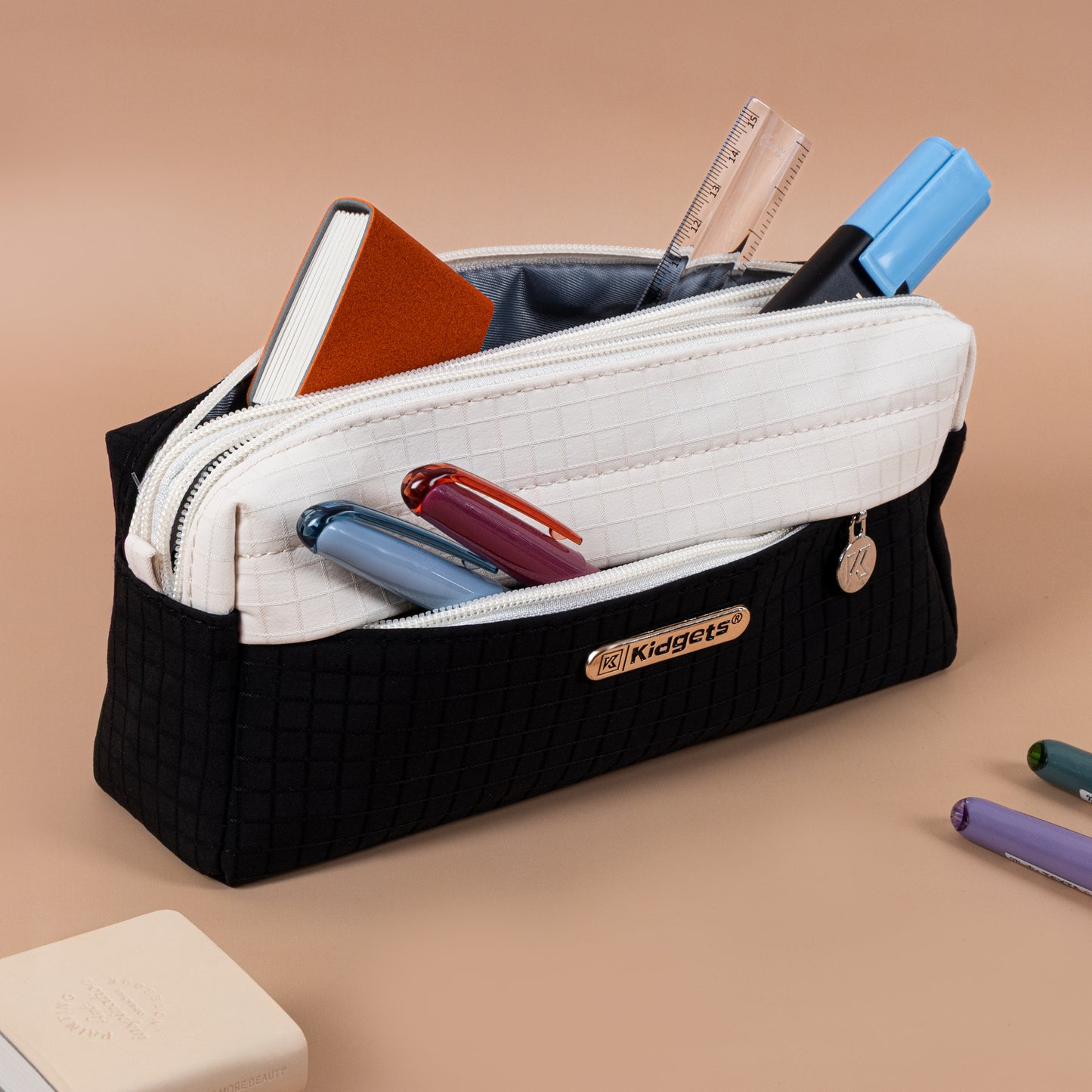 7048 - Pencil Pouch