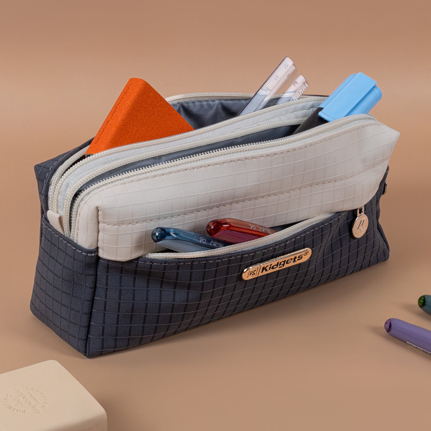 7048 - Pencil Pouch