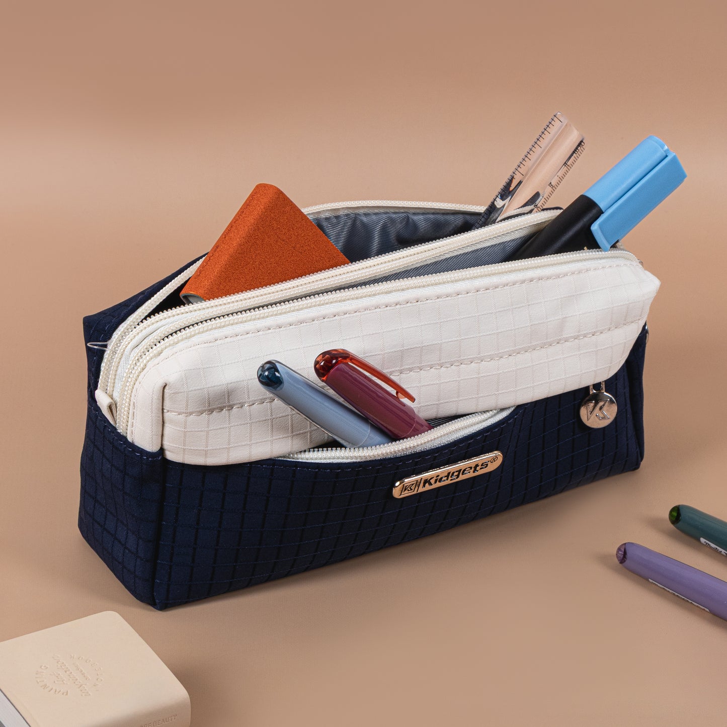 7048 - Pencil Pouch