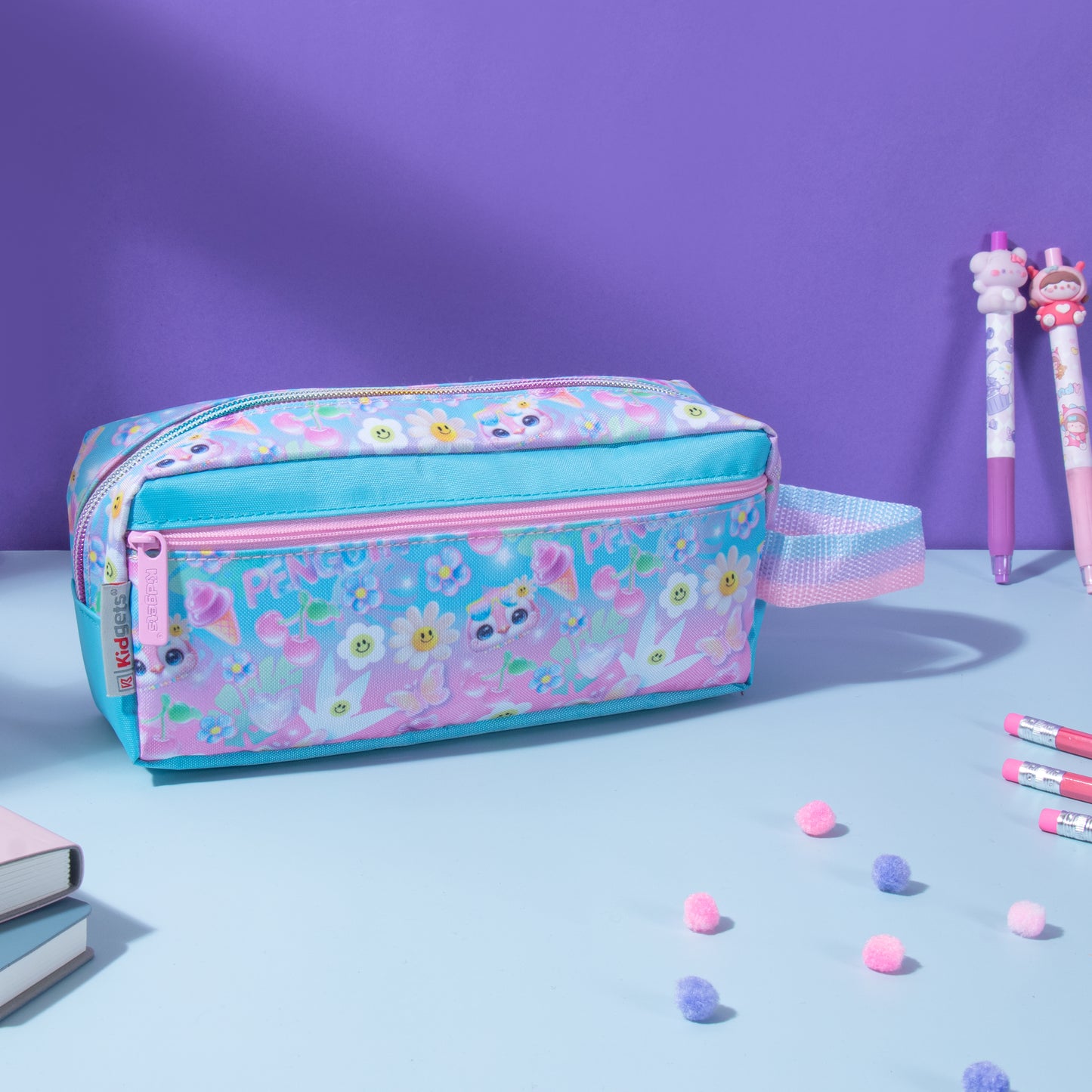 7042 - Pouch